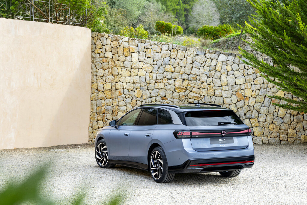 Wagon Elektrik Pertama Volkswagen: ID.7 Tourer