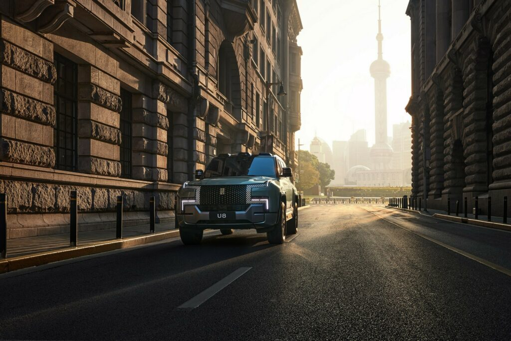 BYD YangWang U8 Akan Membuat Debut Di Pameran Motor Geneva – 1,184hp!