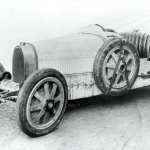 Bugatti Type 35: Warisan Kecemerlangan Seabad dalam Dunia Automotif