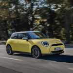 Mini Memperkenalkan Mini Cooper E Baharu Dalam Trim Klasik