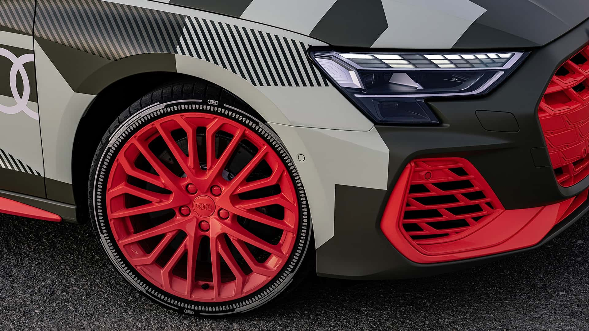 Audi S3 Baharu Menjanjikan Kuasa dan Kepantasan yang Luar Biasa