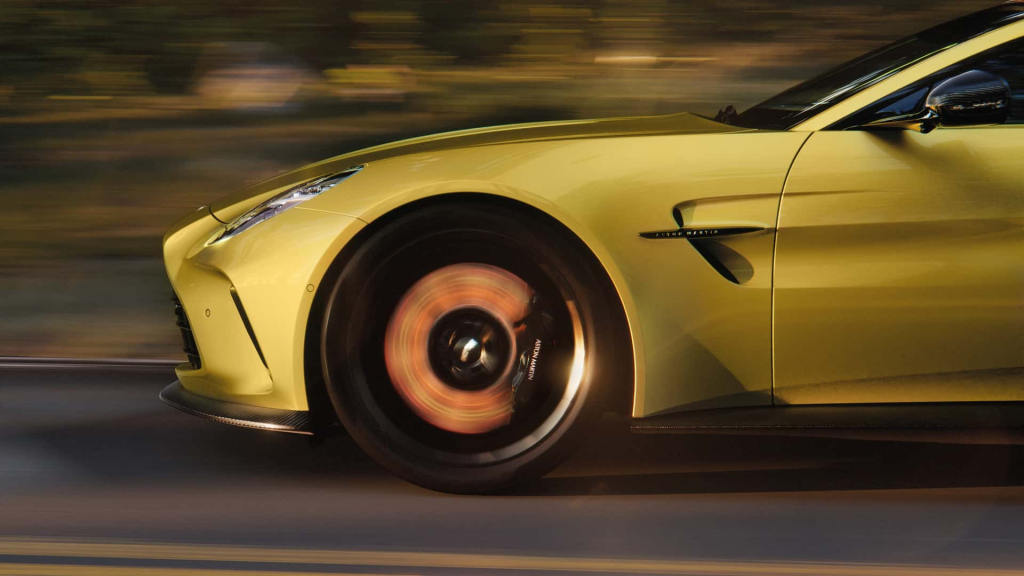 Aston Martin Memperkenalkan Vantage 2025: Lebih Kuasa, Prestasi Dipertingkat