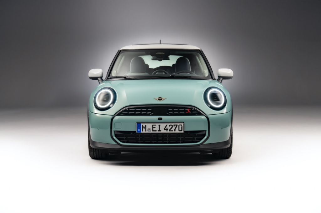 Mini Memperkenalkan Mini Cooper Petrol Generasi Baru dengan 204hp