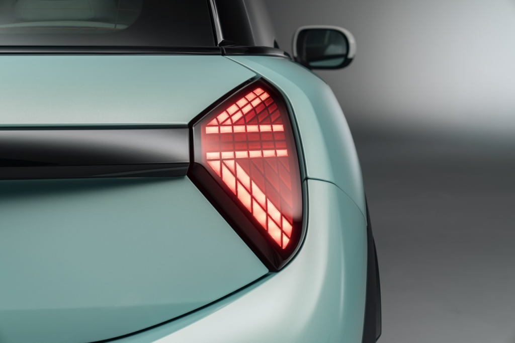 Mini Memperkenalkan Mini Cooper Petrol Generasi Baru dengan 204hp