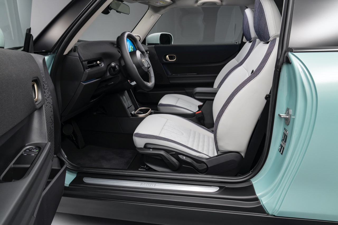 Mini Memperkenalkan Mini Cooper Petrol Generasi Baru dengan 204hp