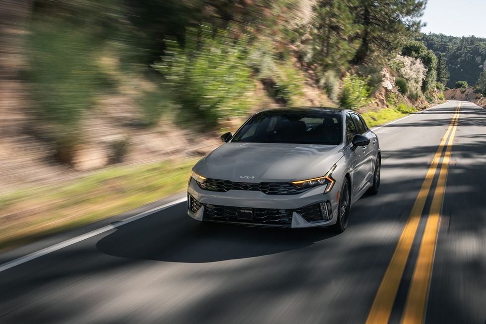 Kia Memperkenalkan K5 Sedan 2025 Untuk Pasaran Amerika Dengan Enjin Baru