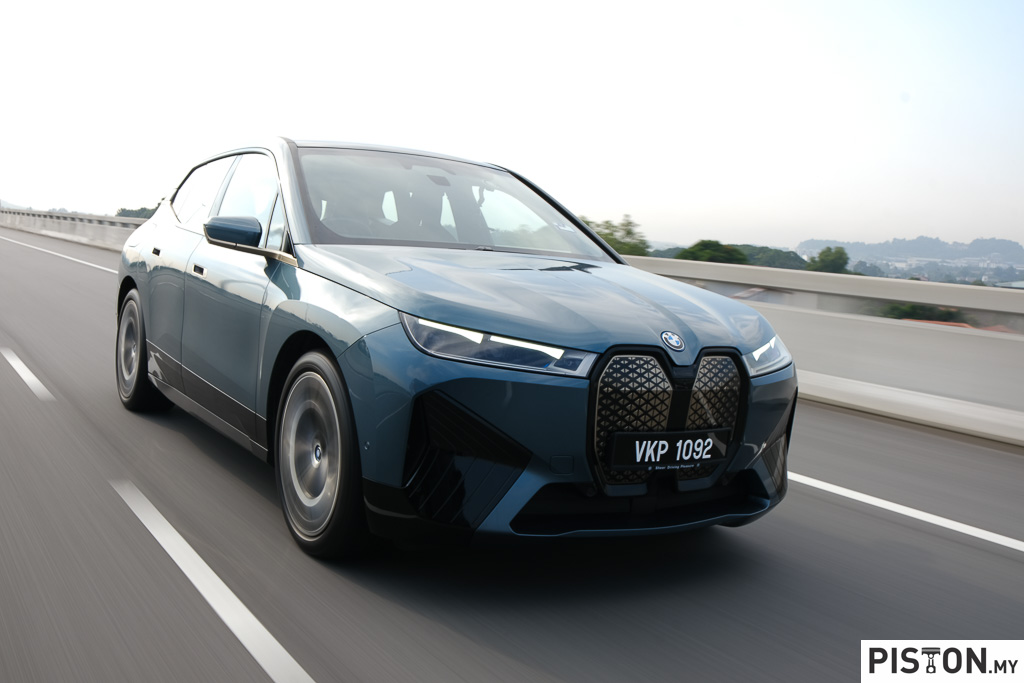 Sime Darby Auto Bavaria Menawarkan Sewaan Kereta Elektrik