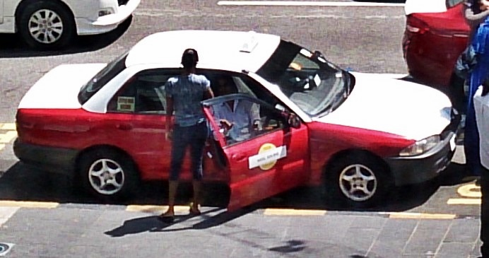 E-hailing Surge Leaves 30,000 Taxis Abandoned