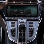 Aston Martin Memperkenalkan ‘Piss-off Factor’ Kepada Hiasan Dalaman Kereta