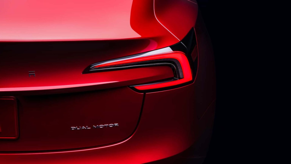 Canadian Arrested in US for Allegedly Stealing Tesla’s Trade Secrets