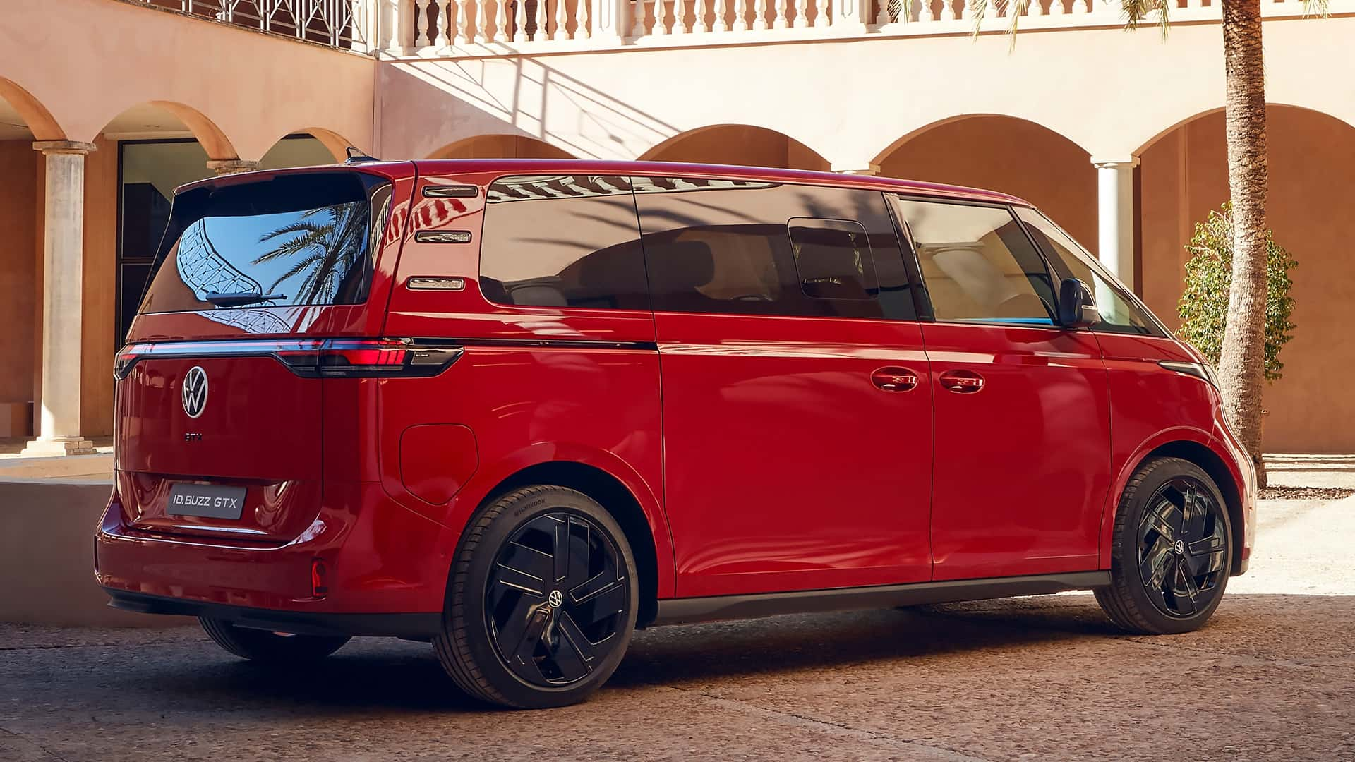 Volkswagen Memperkenalkan Van Elektrik: ID.Buzz GTX