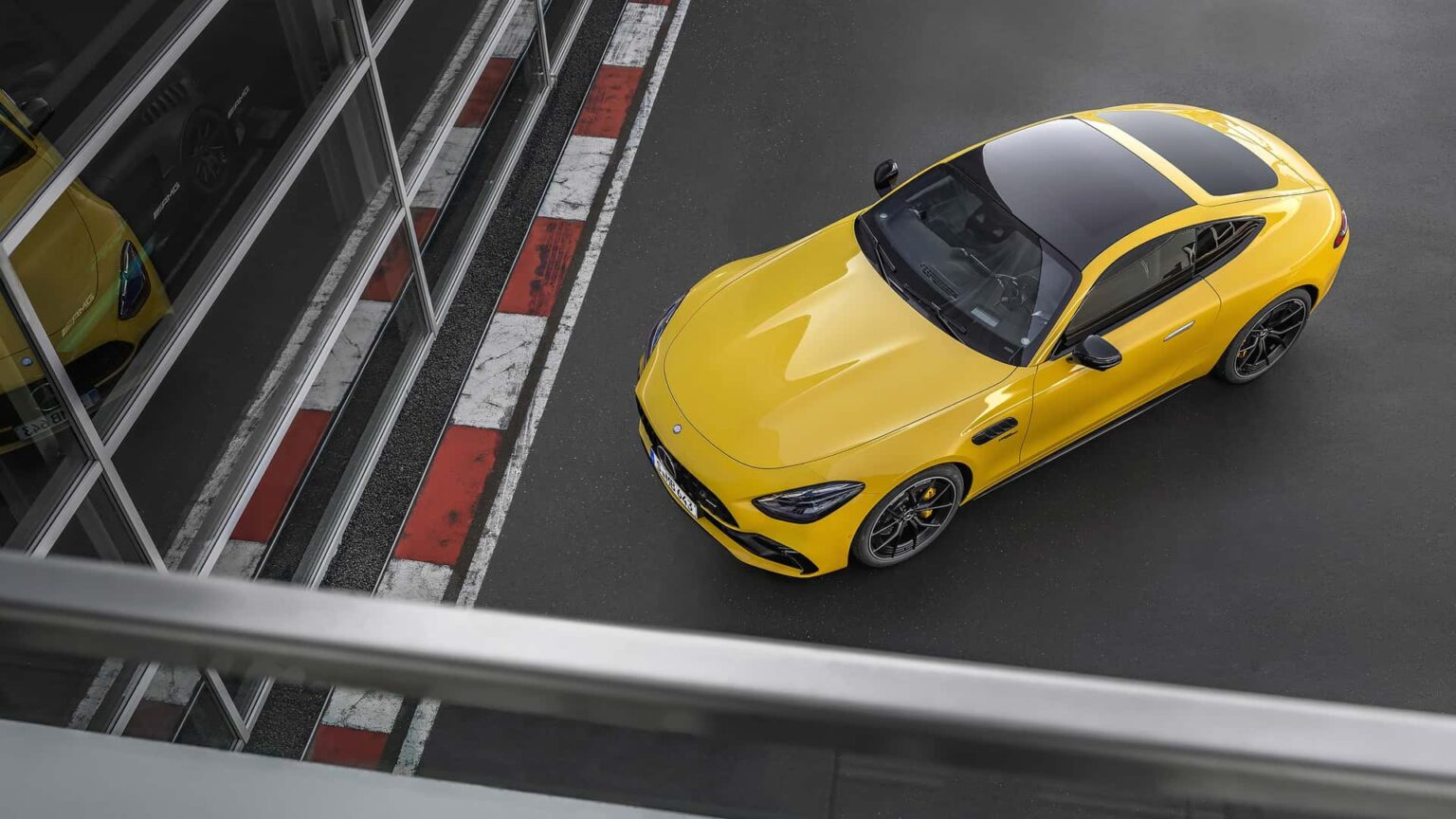 Mercedes-AMG GT 43 Baharu: 421hp, 500Nm; 0-100km/j dalam 4.6 Saat
