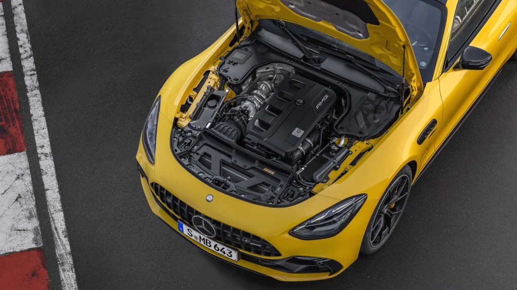 Mercedes-AMG GT 43 Baharu: 421hp, 500Nm; 0-100km/j dalam 4.6 Saat
