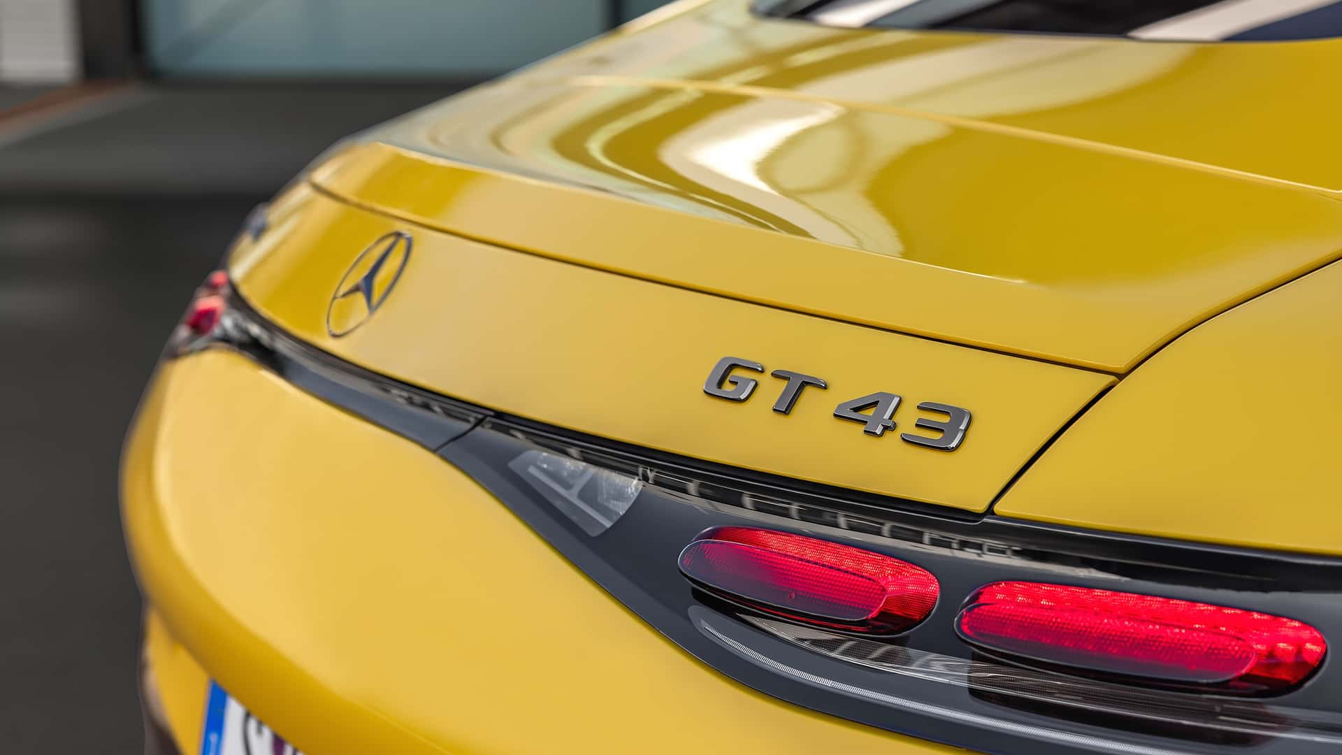 Mercedes-AMG GT 43 Baharu: 421hp, 500Nm; 0-100km/j dalam 4.6 Saat