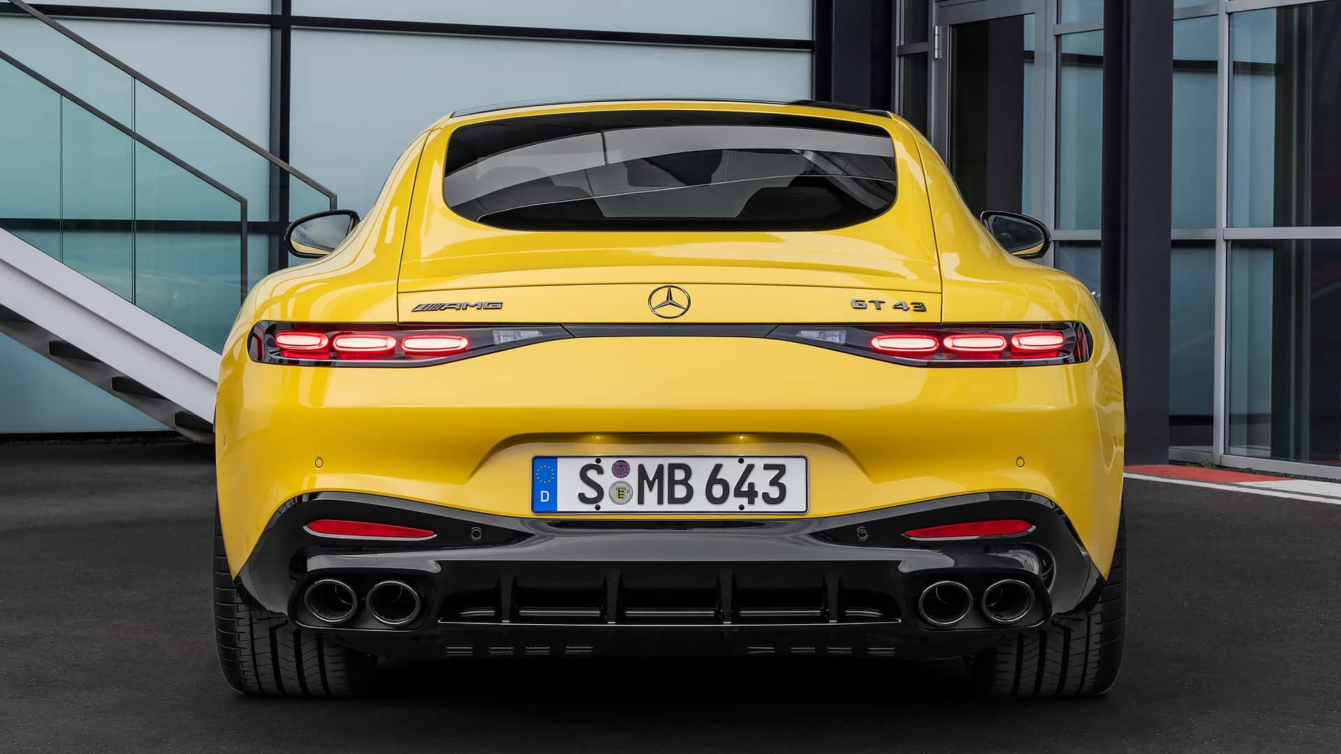 Mercedes-AMG GT 43 Baharu: 421hp, 500Nm; 0-100km/j dalam 4.6 Saat