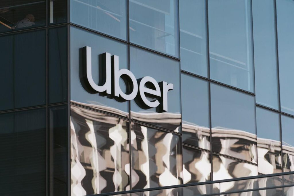 Uber Pays Nearly RM1.2 billion to Compensate Taxi and Hire Car Drivers