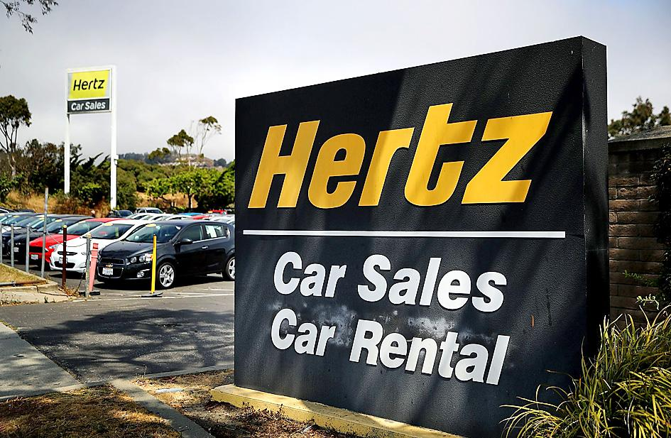Hertz’s Electric Vehicle Ventures: Leadership Change and Strategic Reevaluation