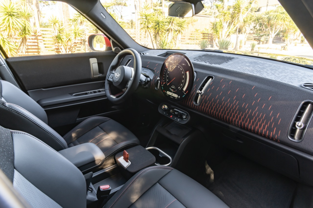 Mini John Cooper Works Countryman yang Direka Bentuk Semula ada 300hp!