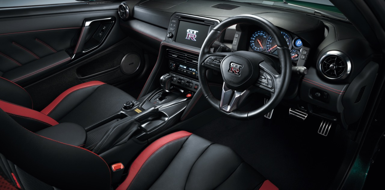 Nissan GT-R 2025 Dilancarkan dengan Dalaman ‘Blue Heaven’ Baharu