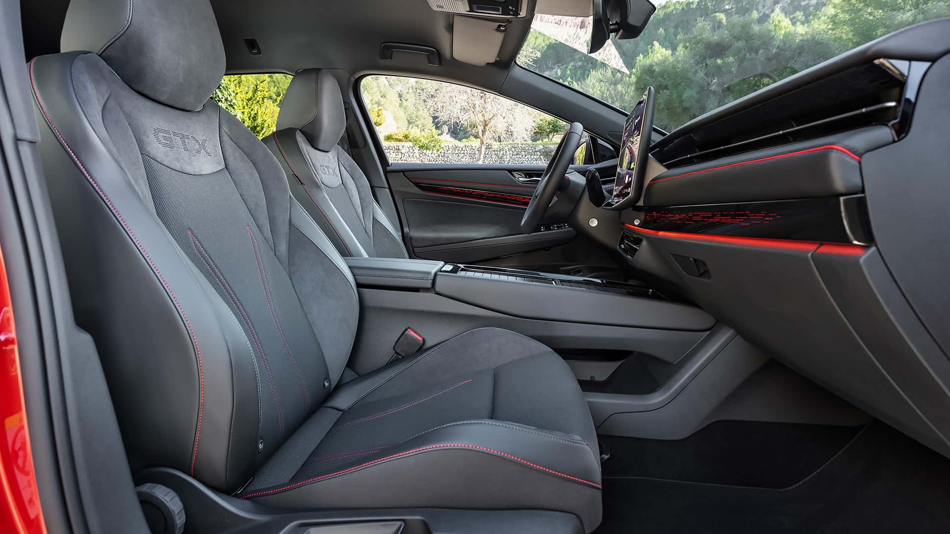 Volkswagen Memperkenalkan ID.3 GTX dan ID.7 GTX Tourer