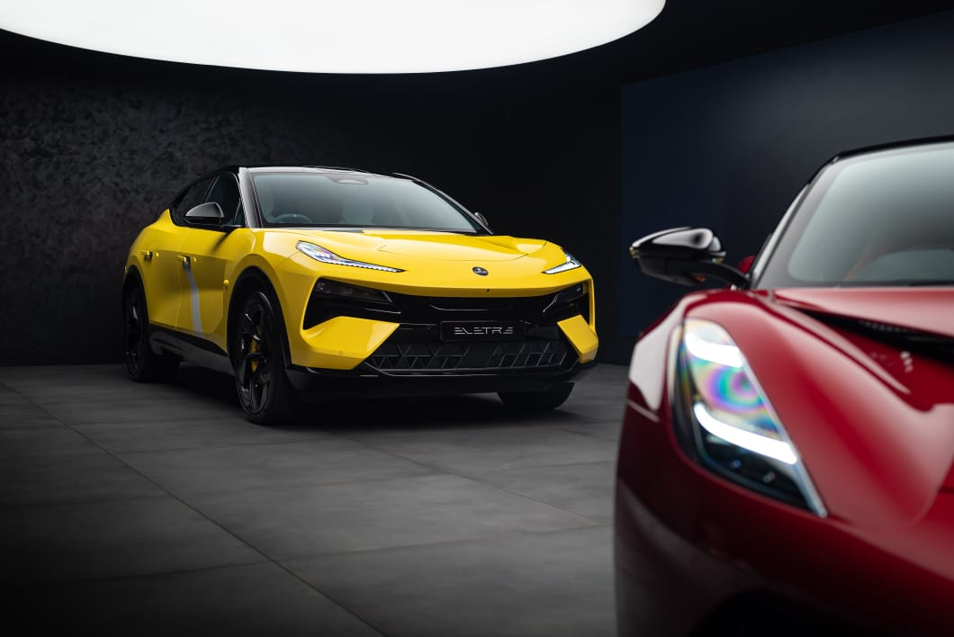 Lotus Cars Malaysia Membuka Lotus Store Pertamanya Di Pavilion Damansara Heights