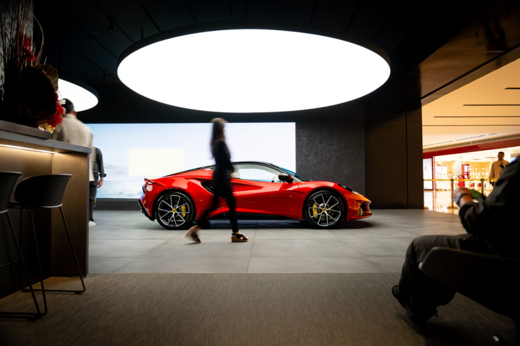 Lotus Cars Malaysia Membuka Lotus Store Pertamanya Di Pavilion Damansara Heights