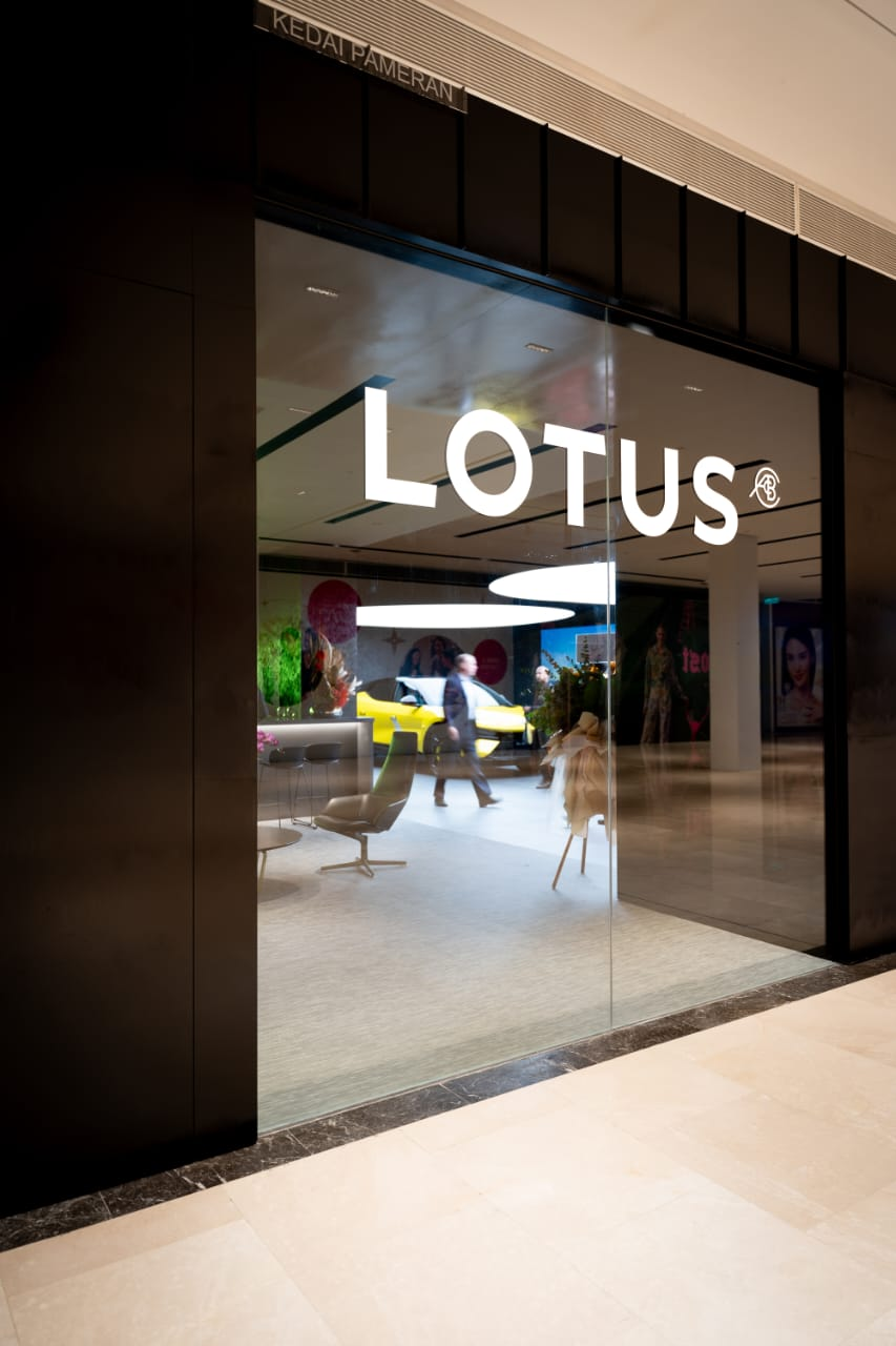 Lotus Cars Malaysia Membuka Lotus Store Pertamanya Di Pavilion Damansara Heights