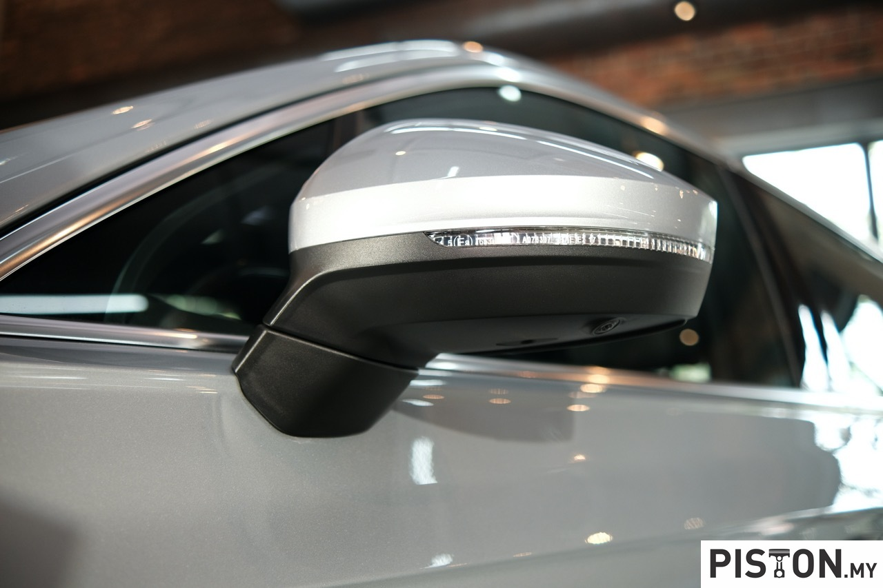 Volkswagen Touareg R-Line Baharu Dilancarkan ke Pasaran Malaysia – RM469,990