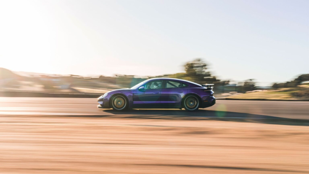 Porsche Taycan Turbo GT Baharu: 0-100km/j dalam 2.2 Saat