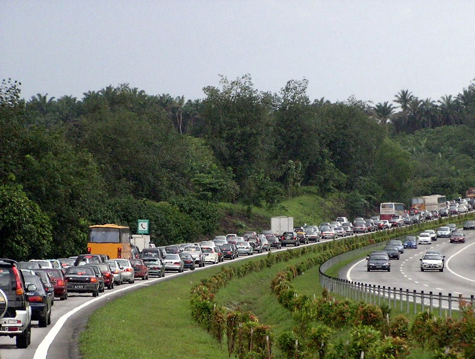 Highway Authorities Fine-Tune Strategies for Ramadan Traffic Management