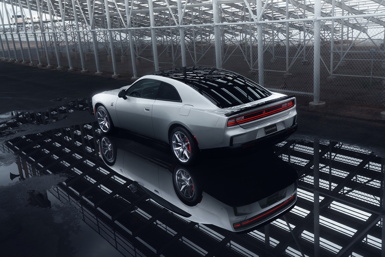 Dodge Charger Daytona Elektrik Membuat Debut Rasmi dengan 670hp!
