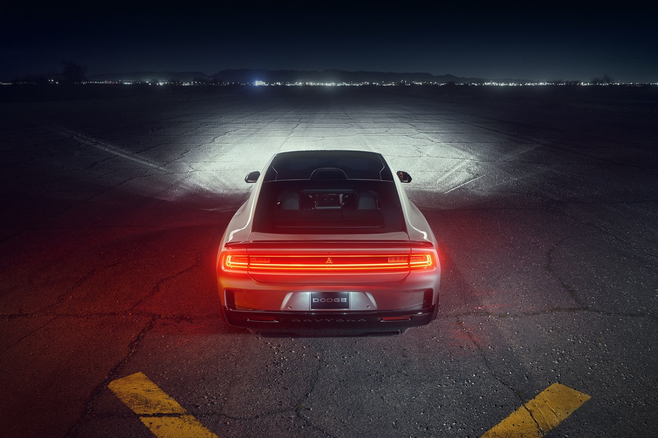 Dodge Charger Daytona Elektrik Membuat Debut Rasmi dengan 670hp!