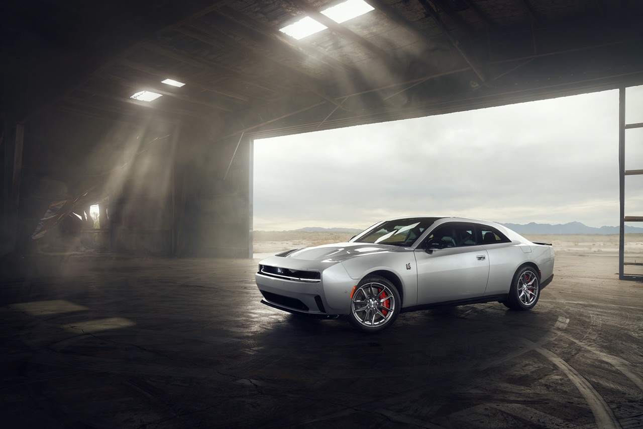 Dodge Charger Daytona Elektrik Membuat Debut Rasmi dengan 670hp!