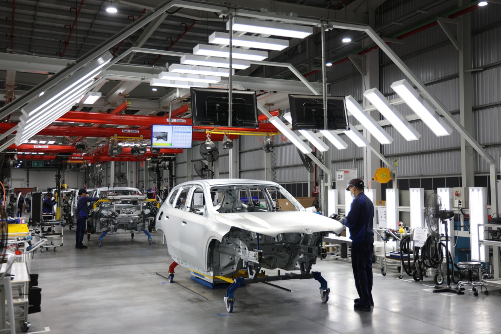 BMW Group Memperluaskan Pembuatan di Thailand dengan Kilang Pemasangan Bateri