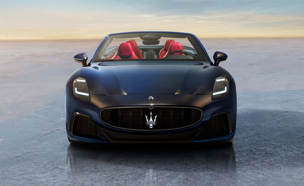 Maserati Memperkenalkan GranCabrio 2024 – 535hp dan 650Nm
