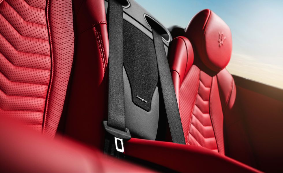 Maserati Memperkenalkan GranCabrio 2024 – 535hp dan 650Nm