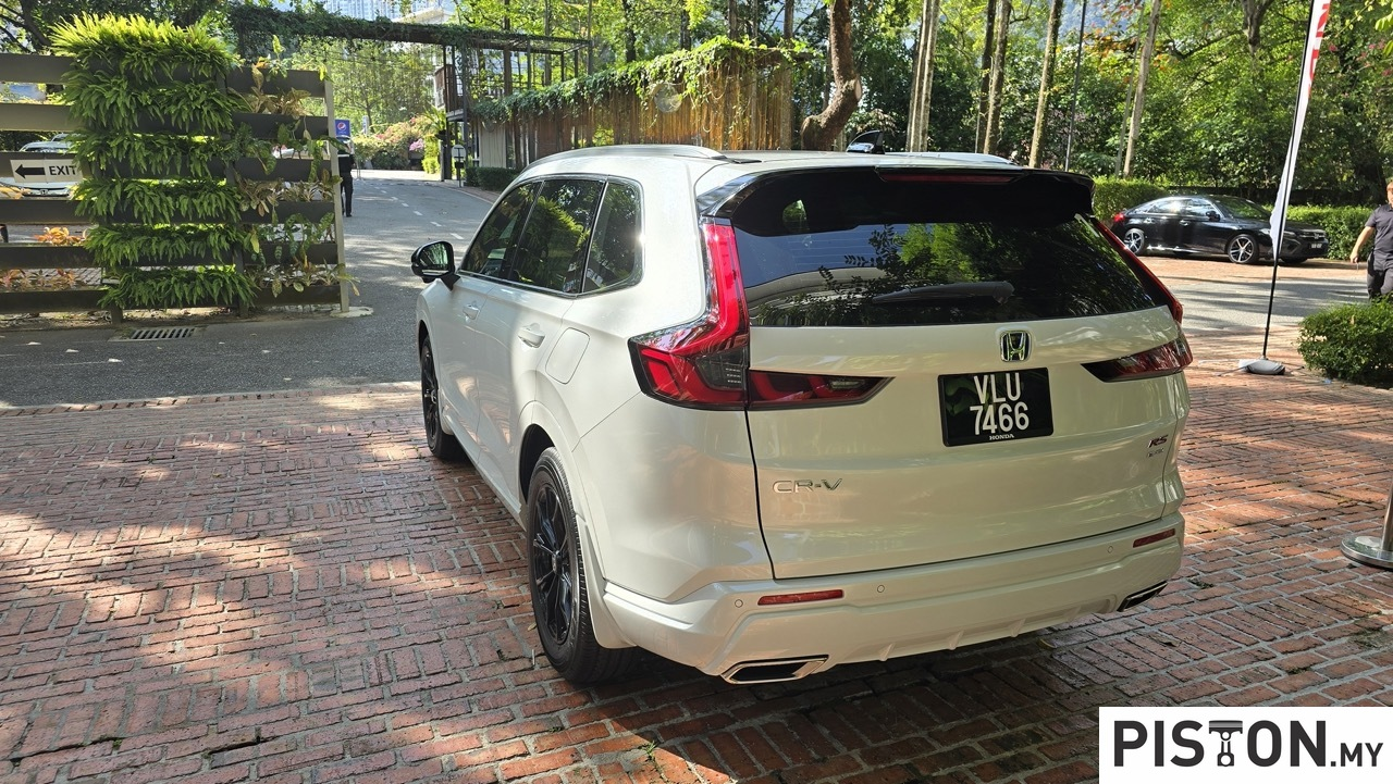 Merancang Untuk Menukar Rim Pada Honda CR-V e:HEV RS Anda? Fikir Semula