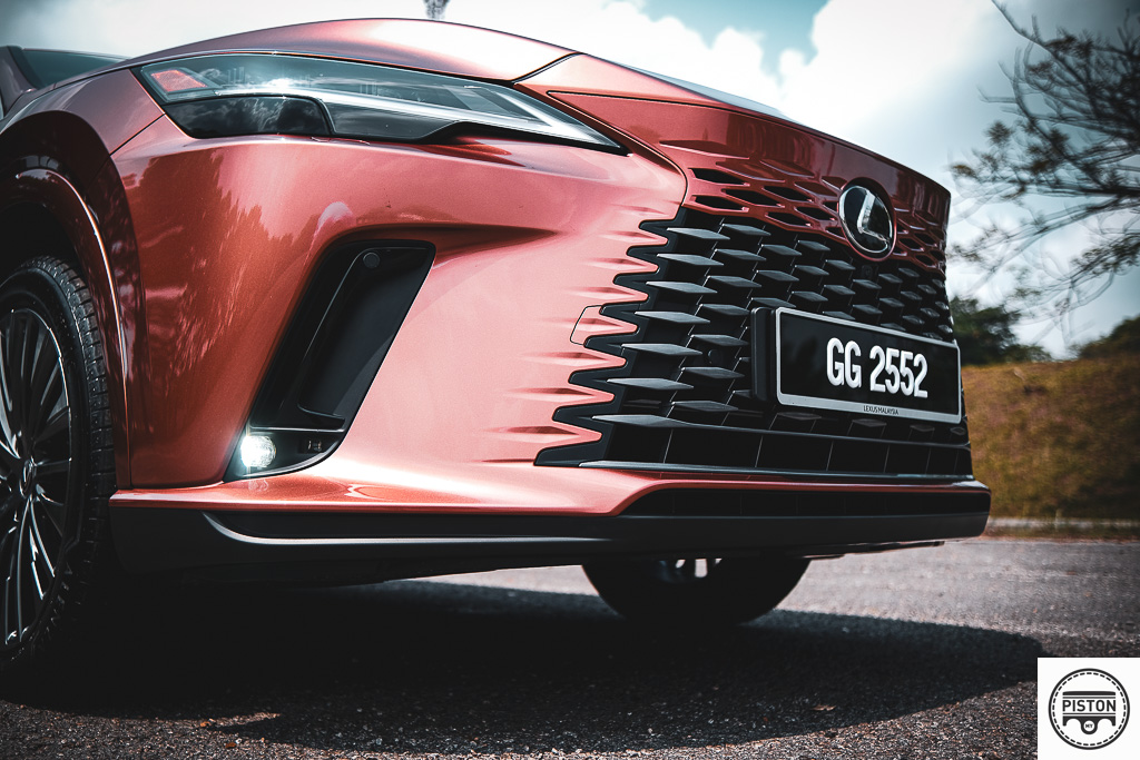 Jualan Global Toyota Turun 7% pada Februari
