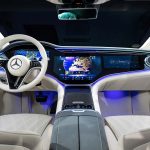 Mercedes-Benz EQS 2024 Mempunyai Bintang Mercedes Tegak di Bonet
