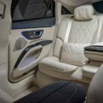Mercedes-Benz EQS 2024 Mempunyai Bintang Mercedes Tegak di Bonet