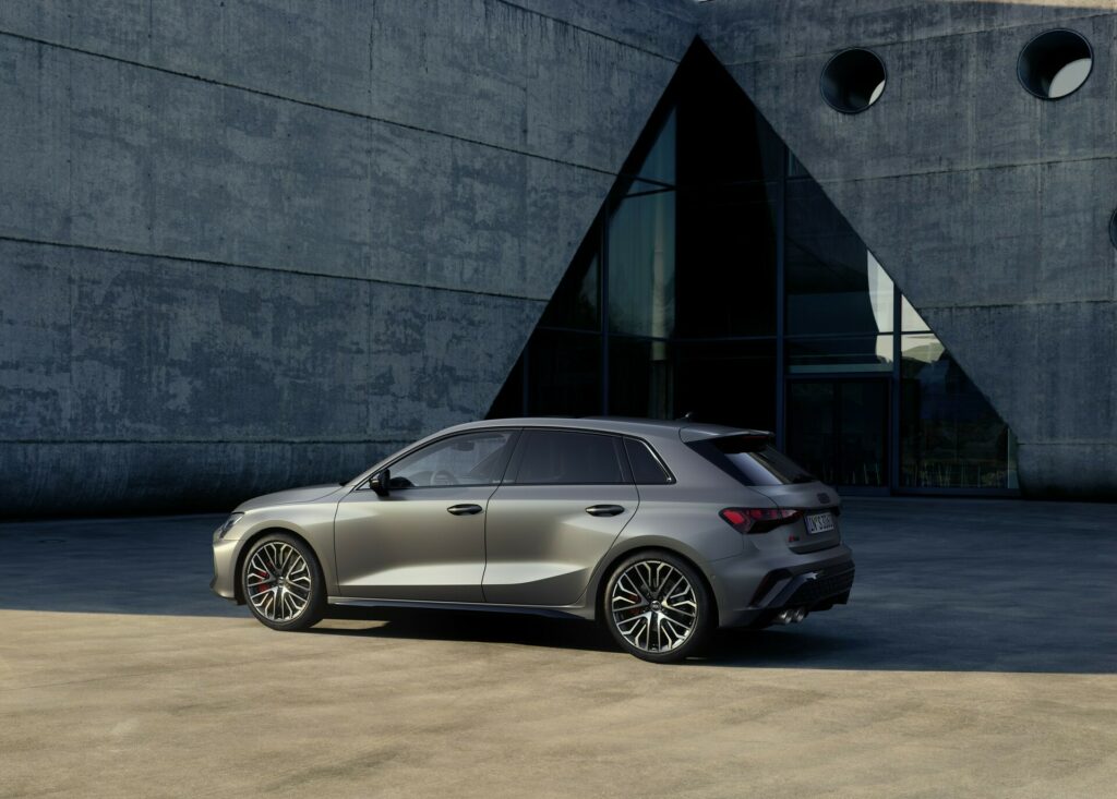 Audi S3 Menerima Peningkatan Ketara untuk Model Tahun 2025