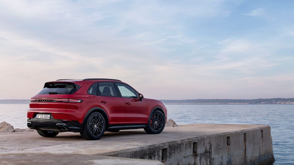 Dinamika Memandu Ditingkatkan: Porsche Cayenne GTS 2025 Diperkenalkan