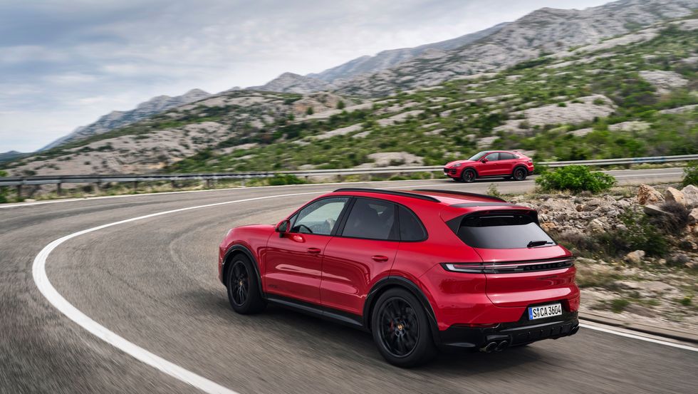 Dinamika Memandu Ditingkatkan: Porsche Cayenne GTS 2025 Diperkenalkan