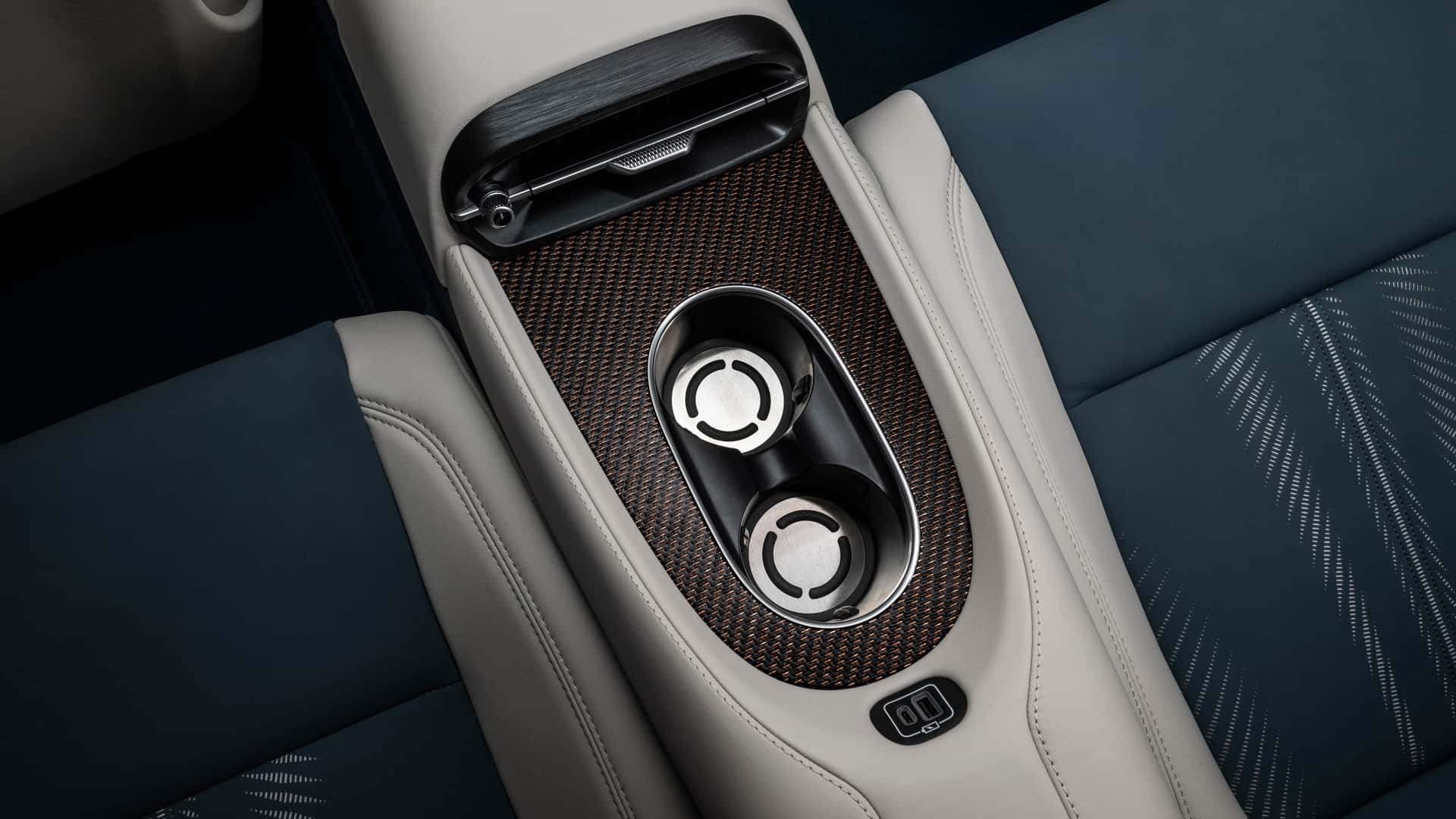 Maserati Memperkenalkan GranCabrio Folgore – 818hp, 447km Jarak Memandu