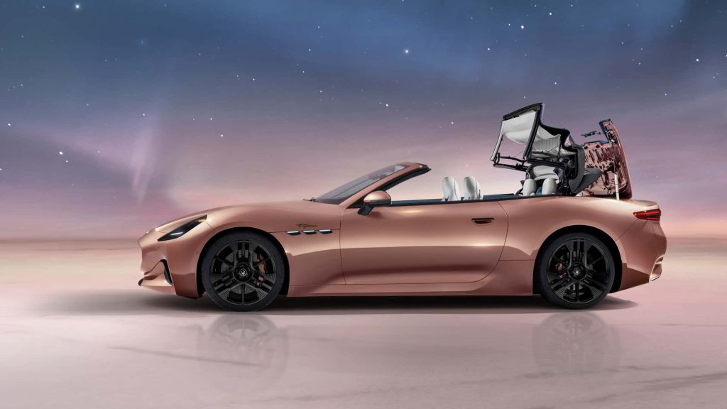 Maserati Memperkenalkan GranCabrio Folgore – 818hp, 447km Jarak Memandu