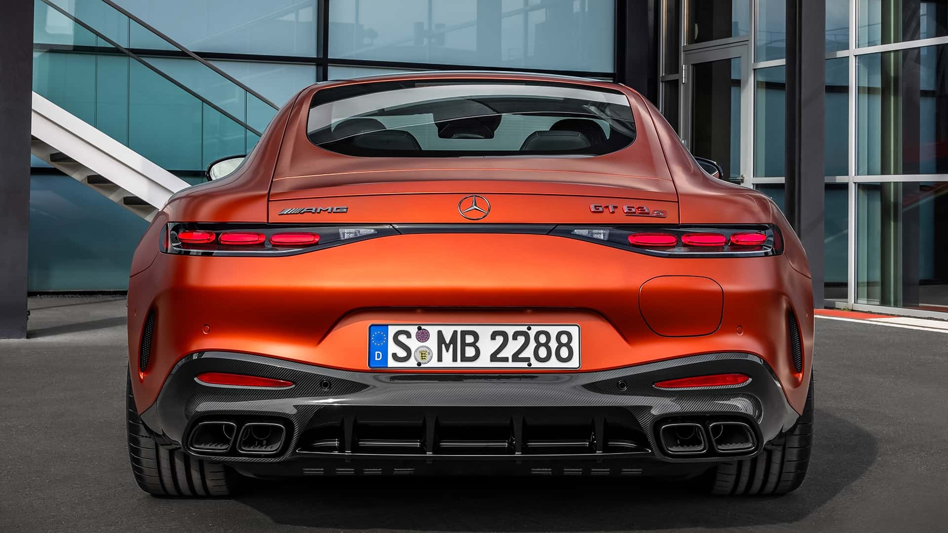 Mercedes-AMG Memperkenalkan GT63 S E Performance