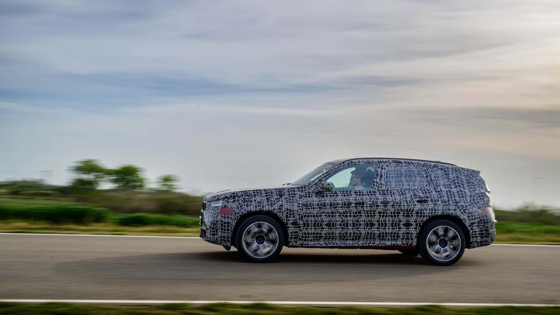 BMW X3 Baharu Menjalani Ujian Akhir