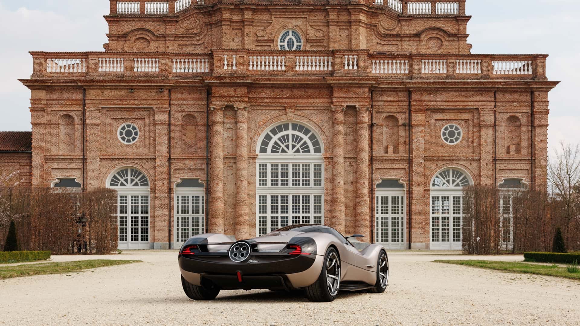 Konsep Pagani Alisea: Penghormatan Cantik kepada Zonda