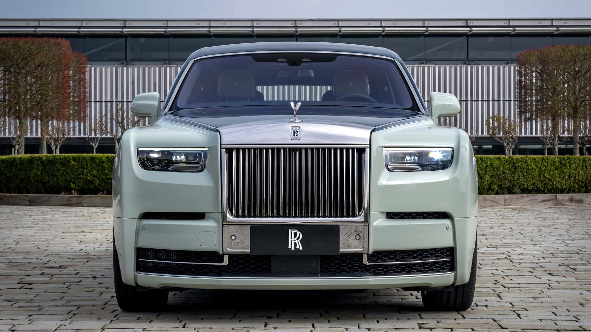 Rolls-Royce Motor Cars Melancarkan ‘Spirit of Expression’—Tiga Komisen Eksklusif