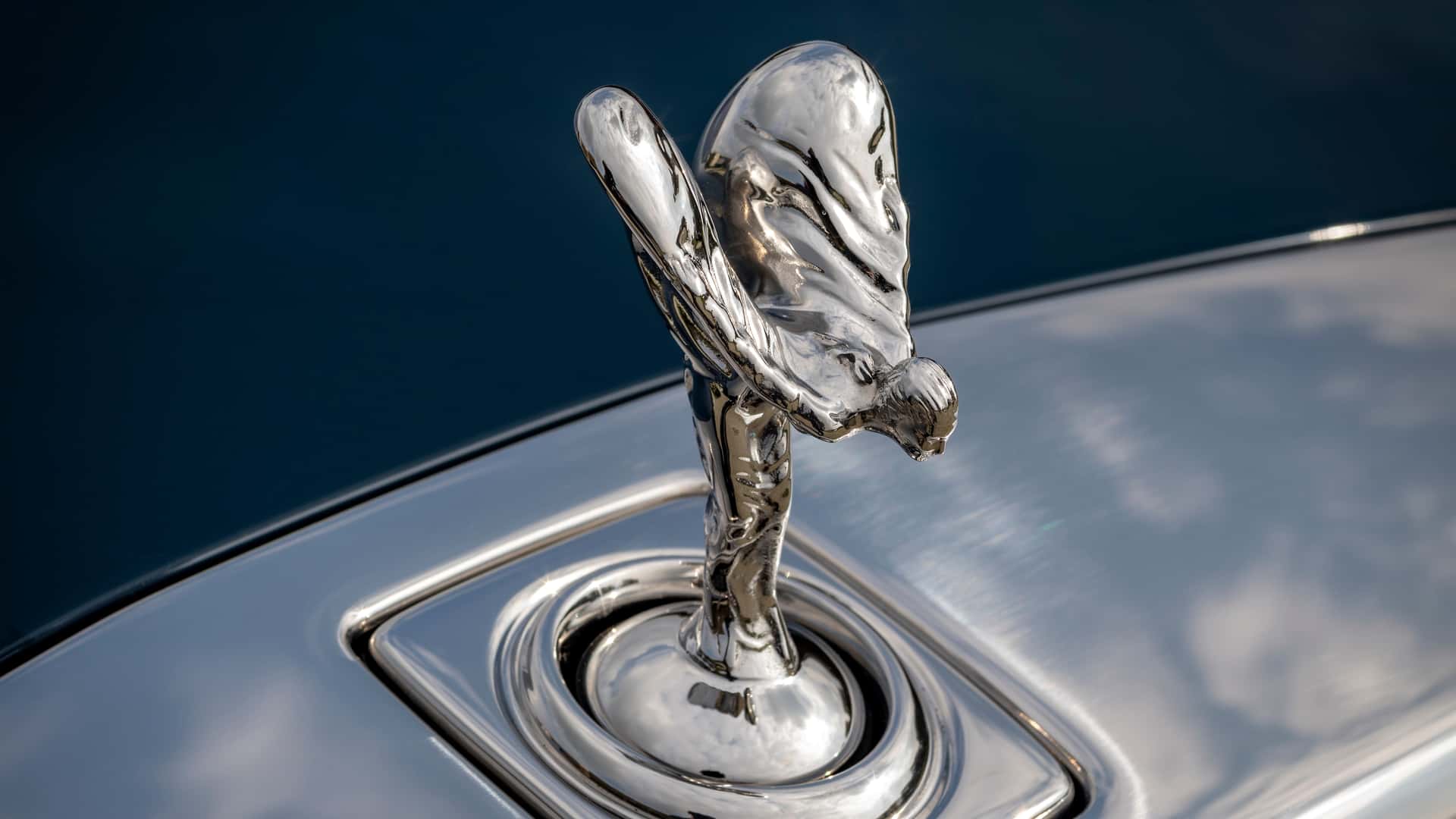 Rolls-Royce Motor Cars Melancarkan ‘Spirit of Expression’—Tiga Komisen Eksklusif